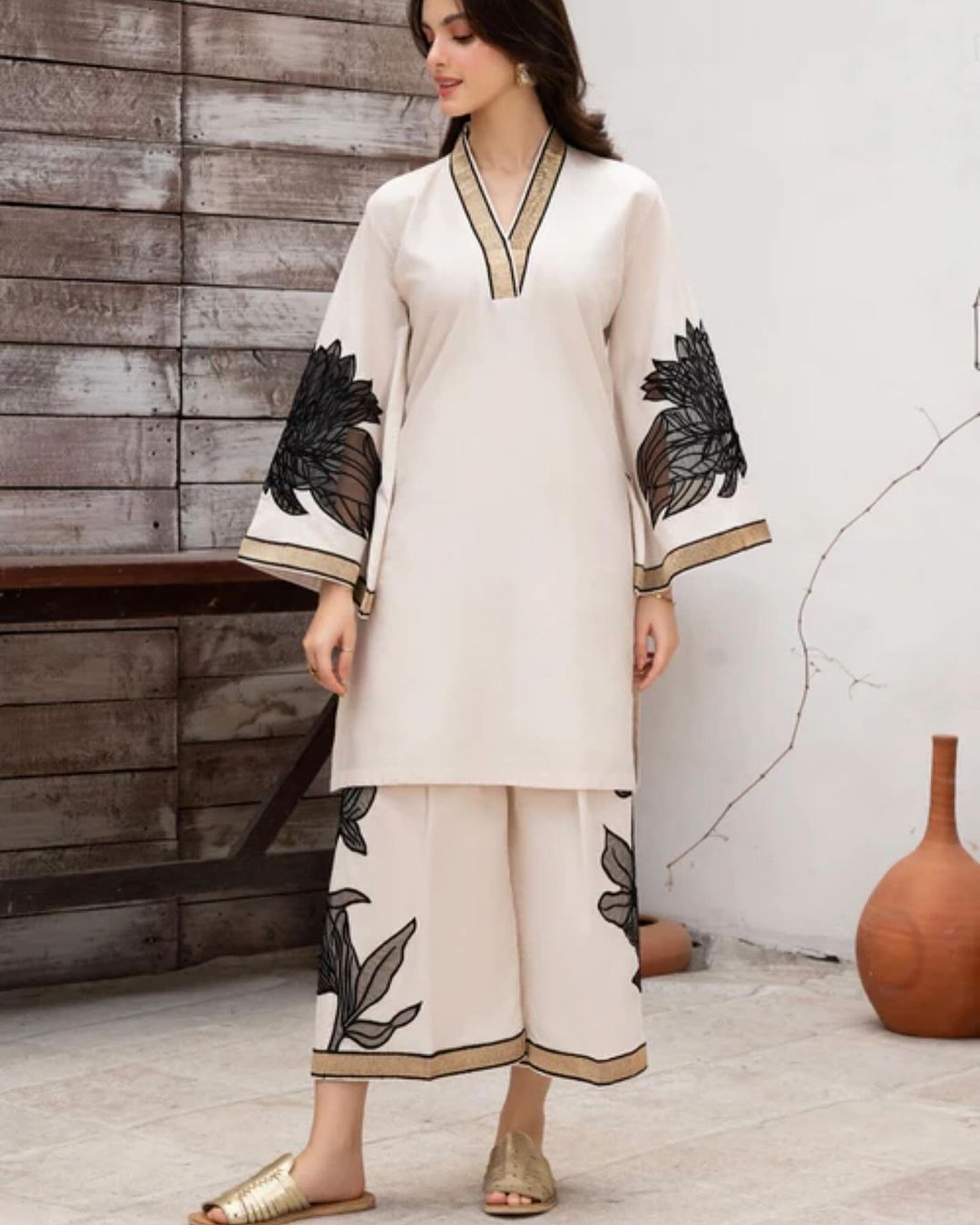 Co-Ords EMBROIDERY 2-PC Premium Linen (Stitched)